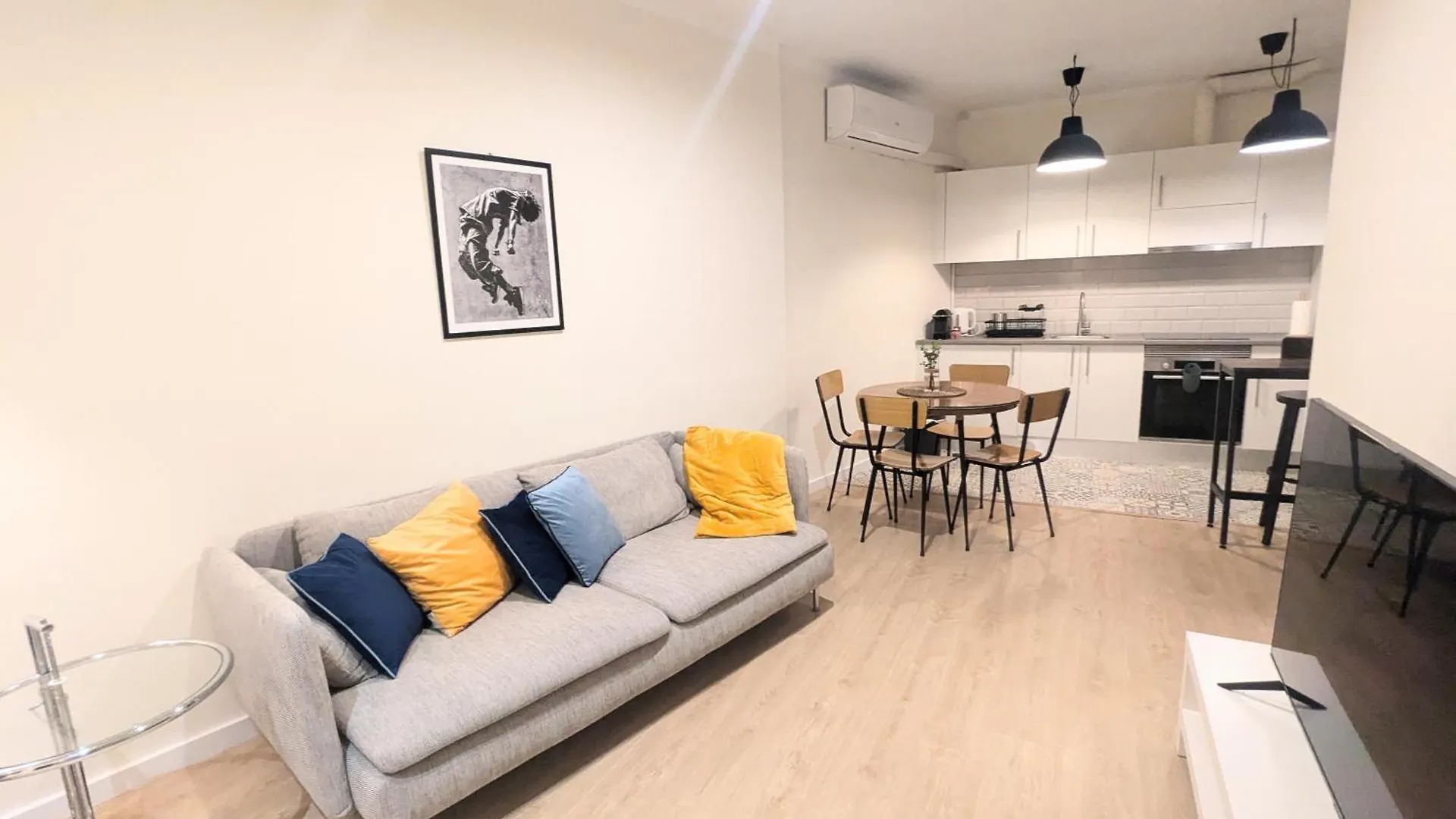 Gracia Parkside Flat - Only For Stays Of More Than 32 Nights Barcelona Hiszpania