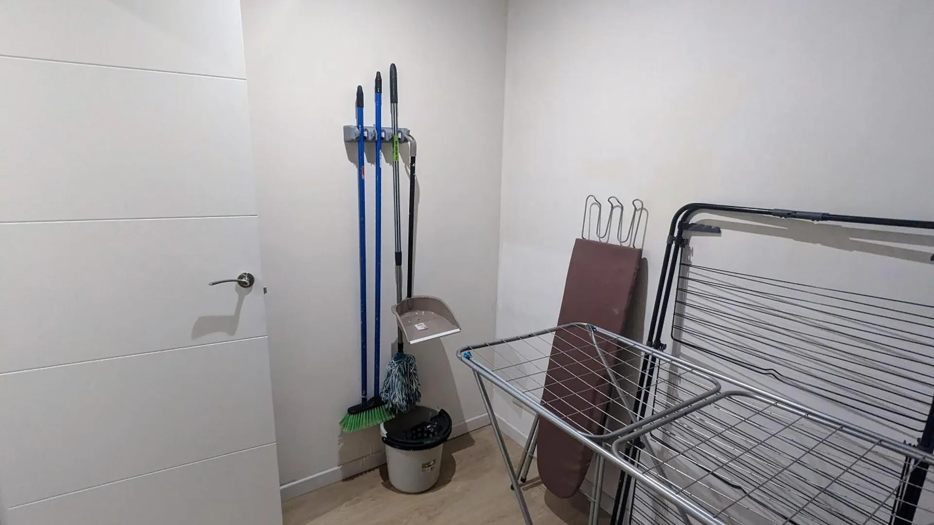 Gracia Parkside Flat - Only For Stays Of More Than 32 Nights Barcelona