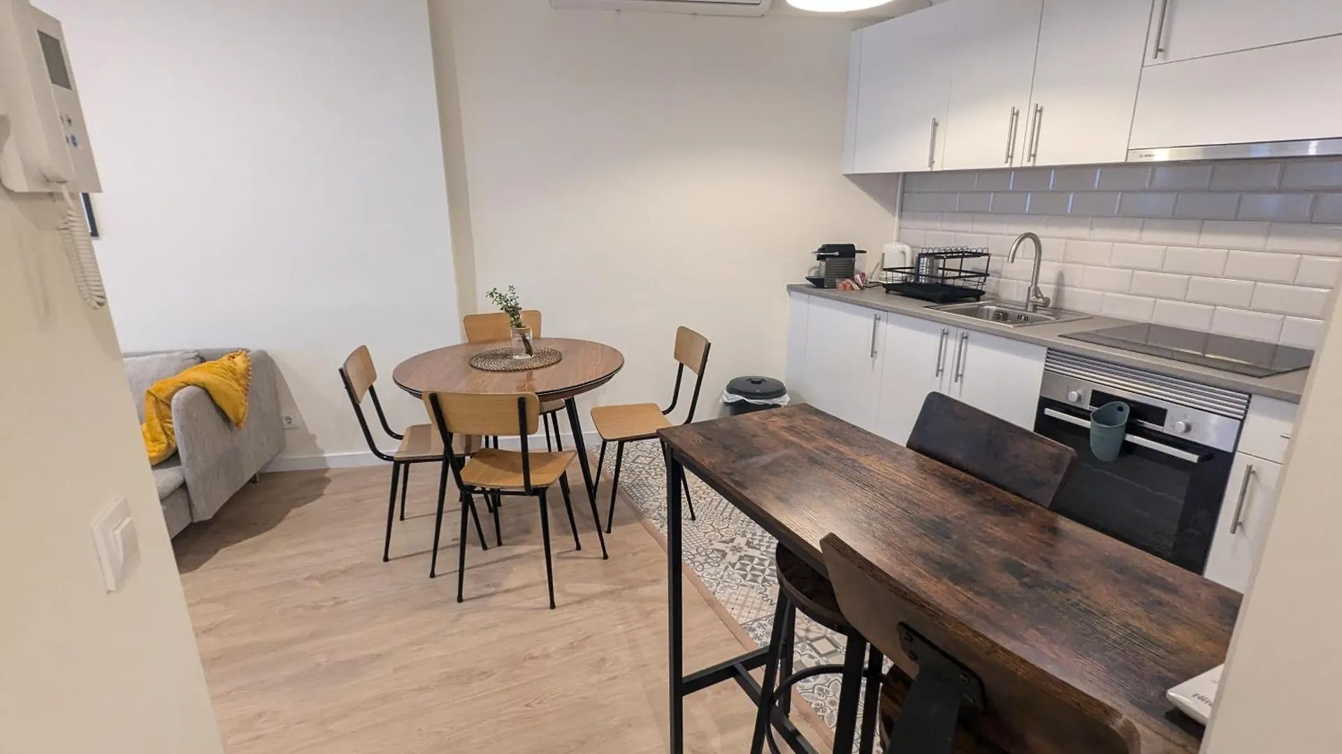 Apartment Gracia Parkside Flat - Only For Stays Of More Than 32 Nights Barcelona