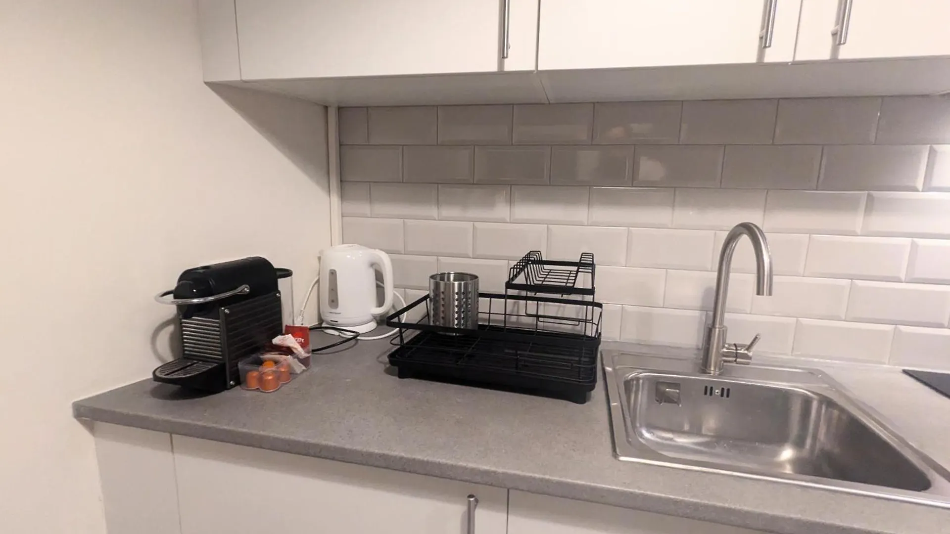 Gracia Parkside Flat - Only For Stays Of More Than 32 Nights Barcelona