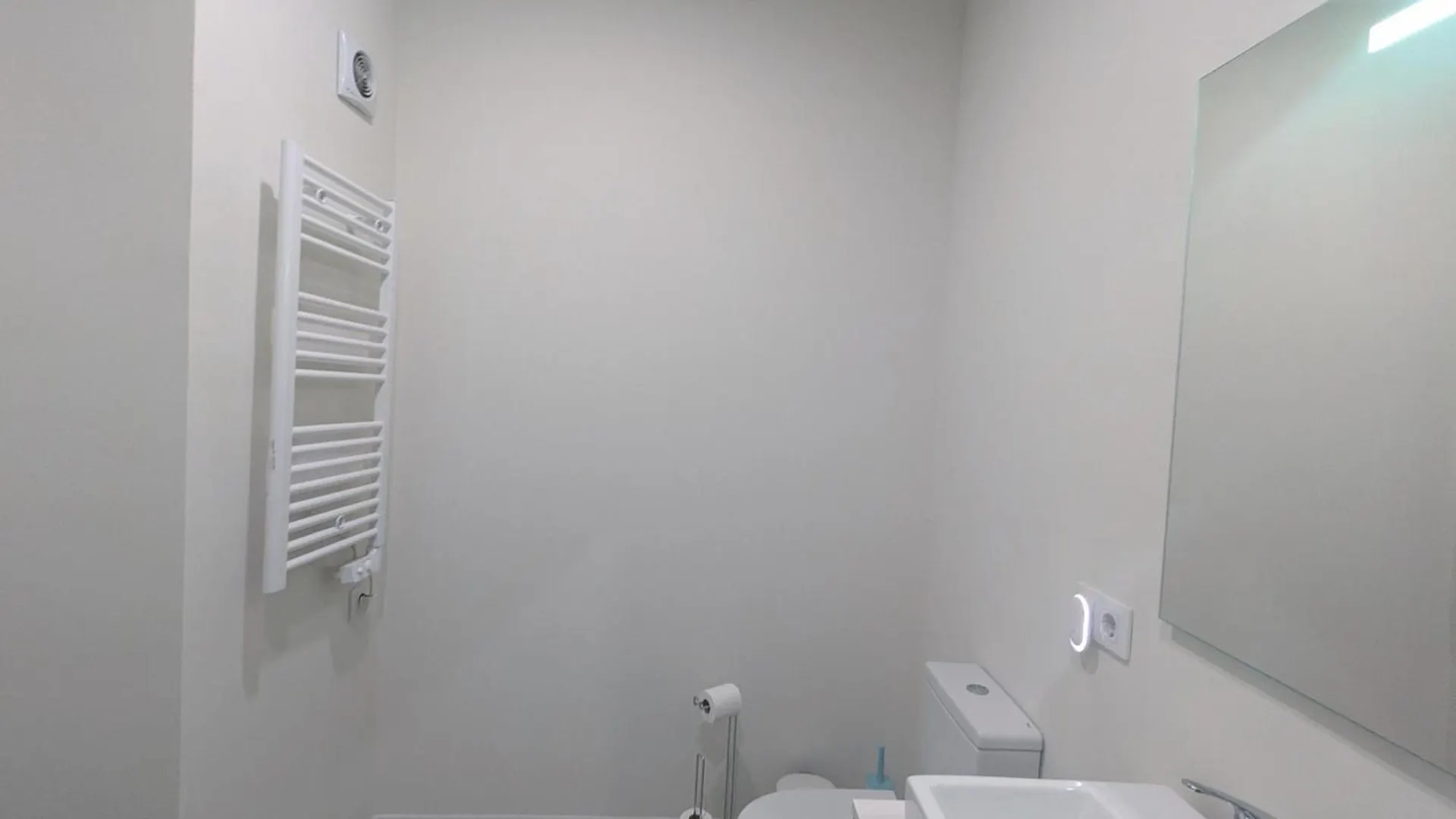 Διαμέρισμα Gracia Parkside Flat - Only For Stays Of More Than 32 Nights Βαρκελώνη