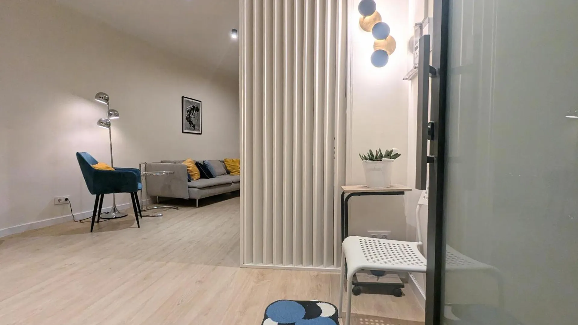 Διαμέρισμα Gracia Parkside Flat - Only For Stays Of More Than 32 Nights Βαρκελώνη